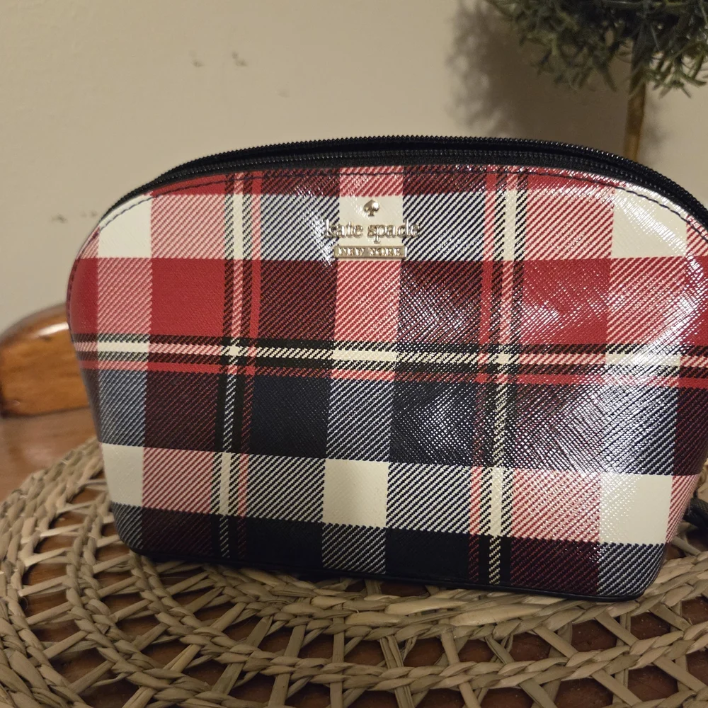 Kate Spade Black and Gray Cosmetic Bag with Silvery Lining Preloved - Picture 2 of 8